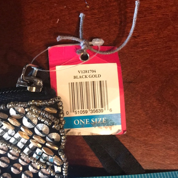 2 pcs Vince Camuto NWT Wristlet Banana Republ Belt - Picture 3 of 8